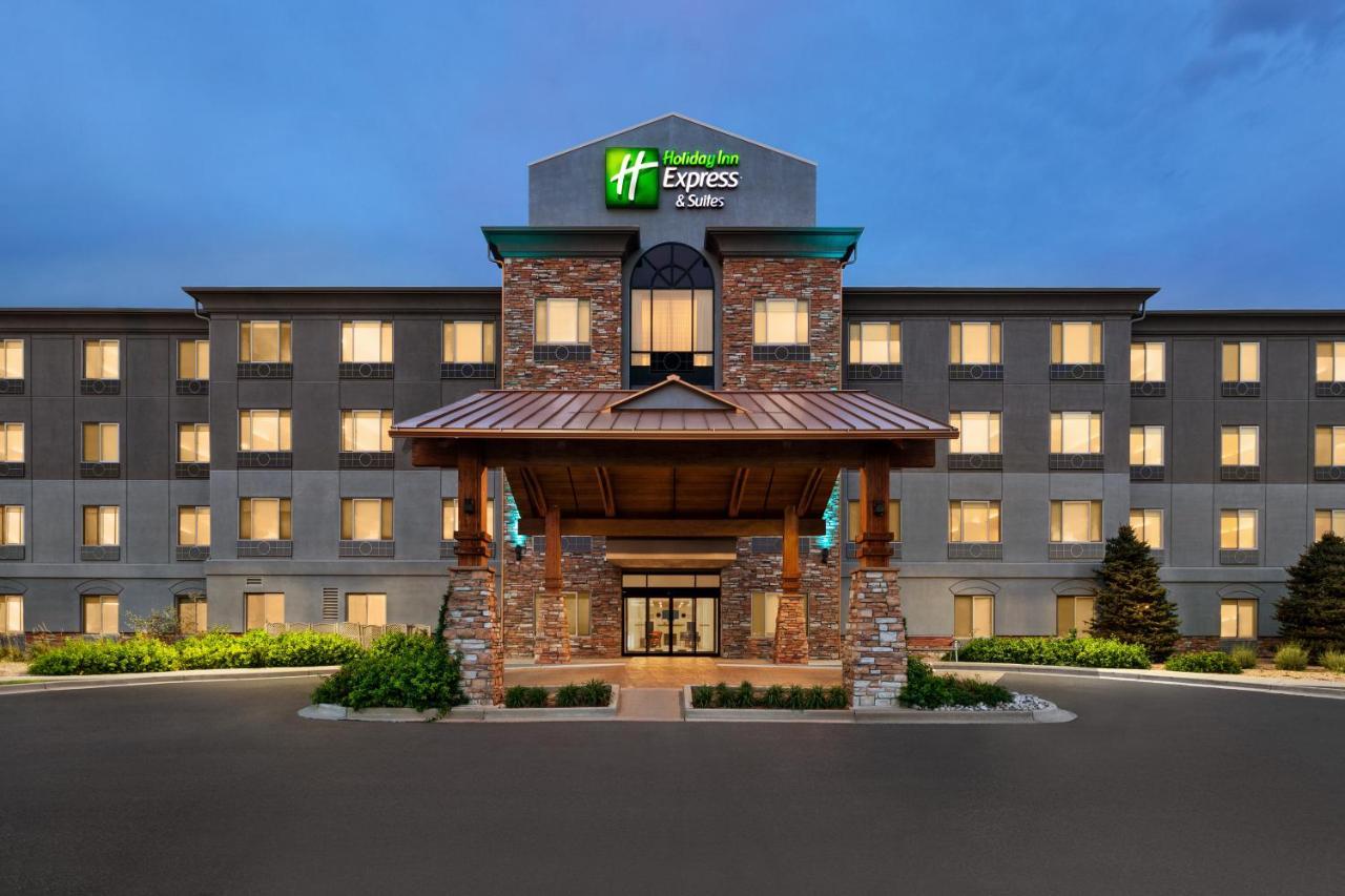 Holiday Inn Express & Suites Denver Airport, An Ihg Hotel Buitenkant foto